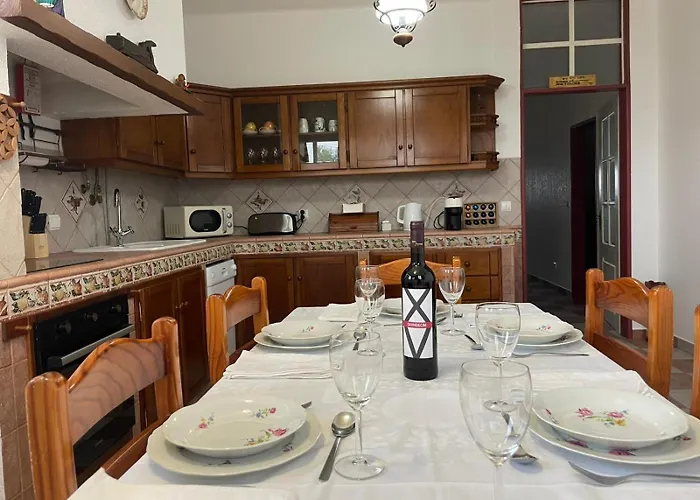 Сasa de vacaciones Adega Monte Maneta *